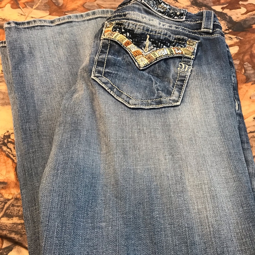 Jeans - Picture 1 of 3